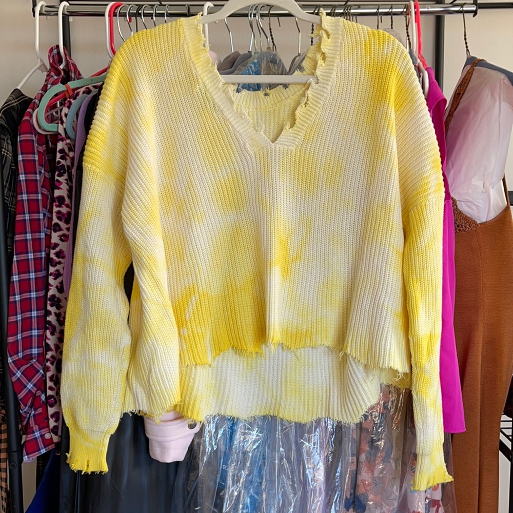 💛FATE Tie Dye Distressed Yellow Cotton Sweater💛